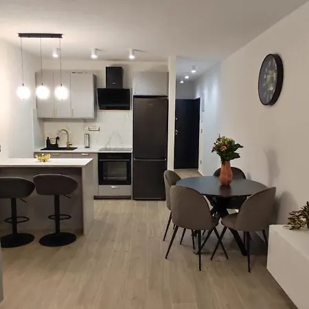 Sea Apartman *
